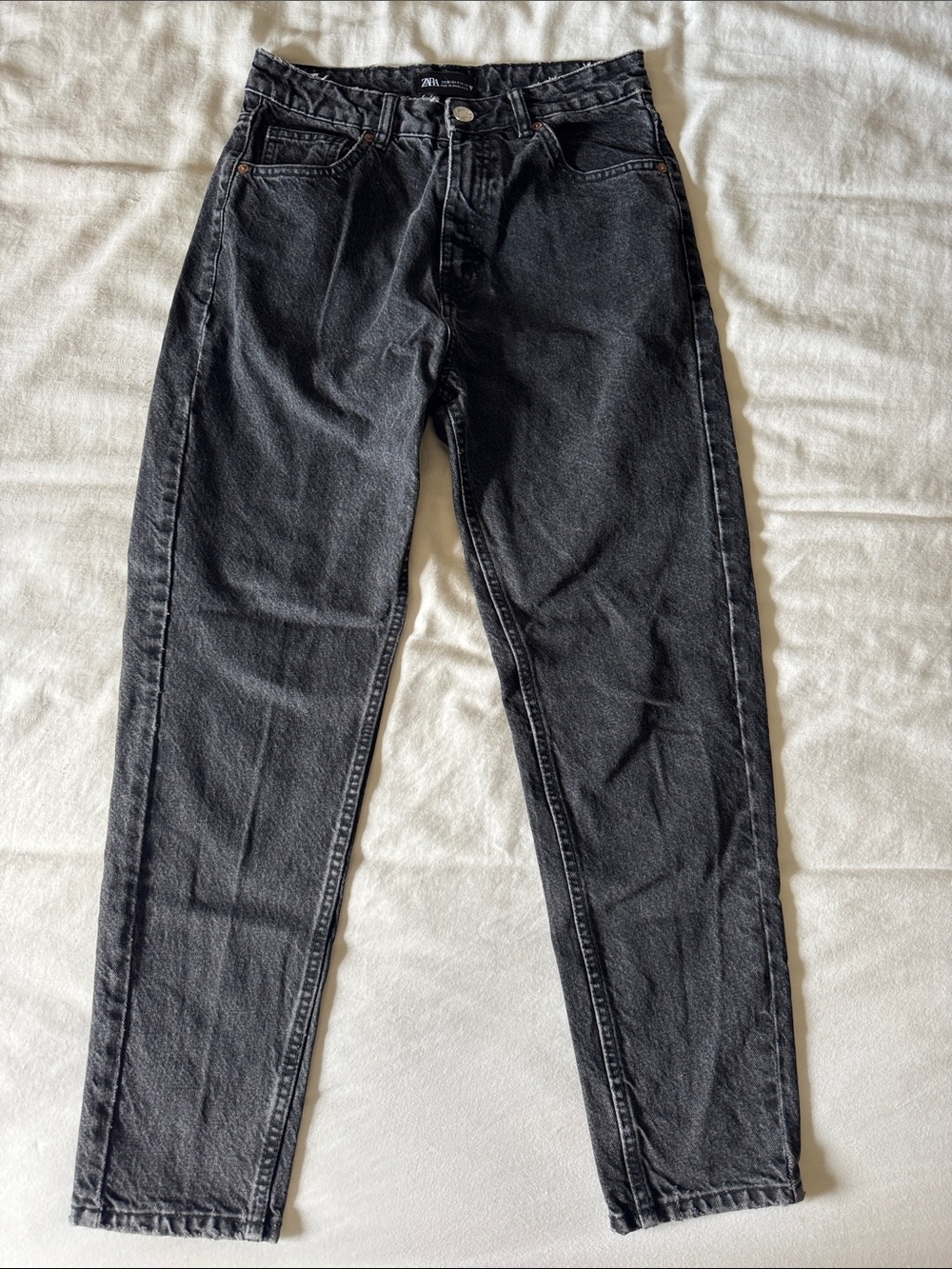 Zara Black Straight-Leg Women's Jeans
